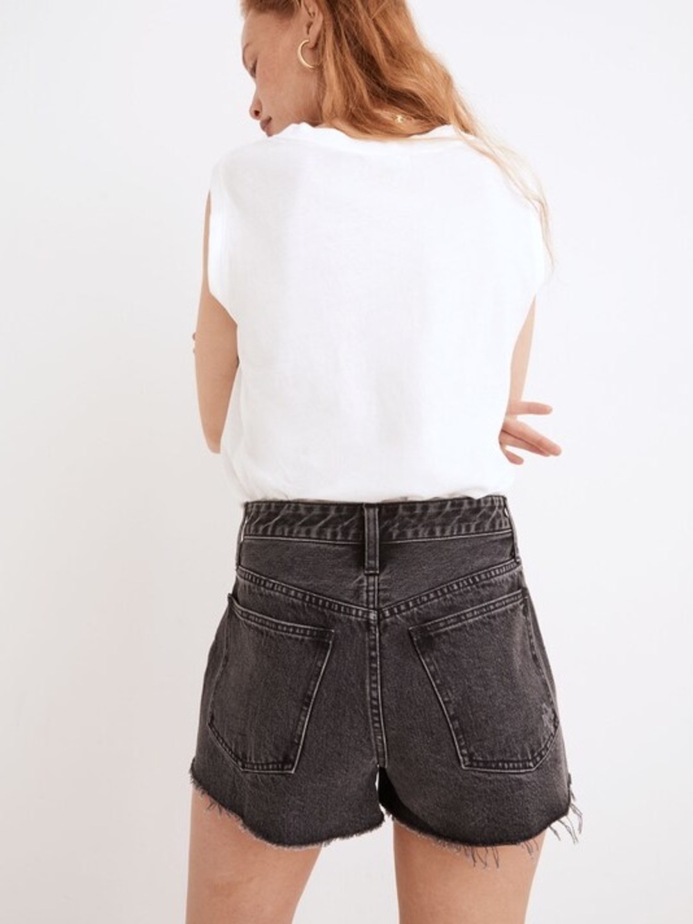 Madewell Relaxed Denim Shorts 2" Haywood Wash Black Size 26 Cut-Offs Distressed - Picture 2 of 11